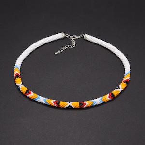 White Native Americans inspired beaded necklace, Native beadwork, Bead crochet choker