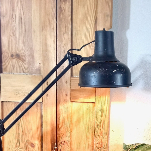 Black Swing Arm Desk Light - Architect Light - Extendable Reading Light - Black Clamp Light - Clamp Light - Articulated Lighting