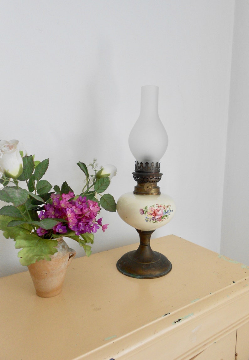 Vintage Porcelain Table Lamp Floral Light