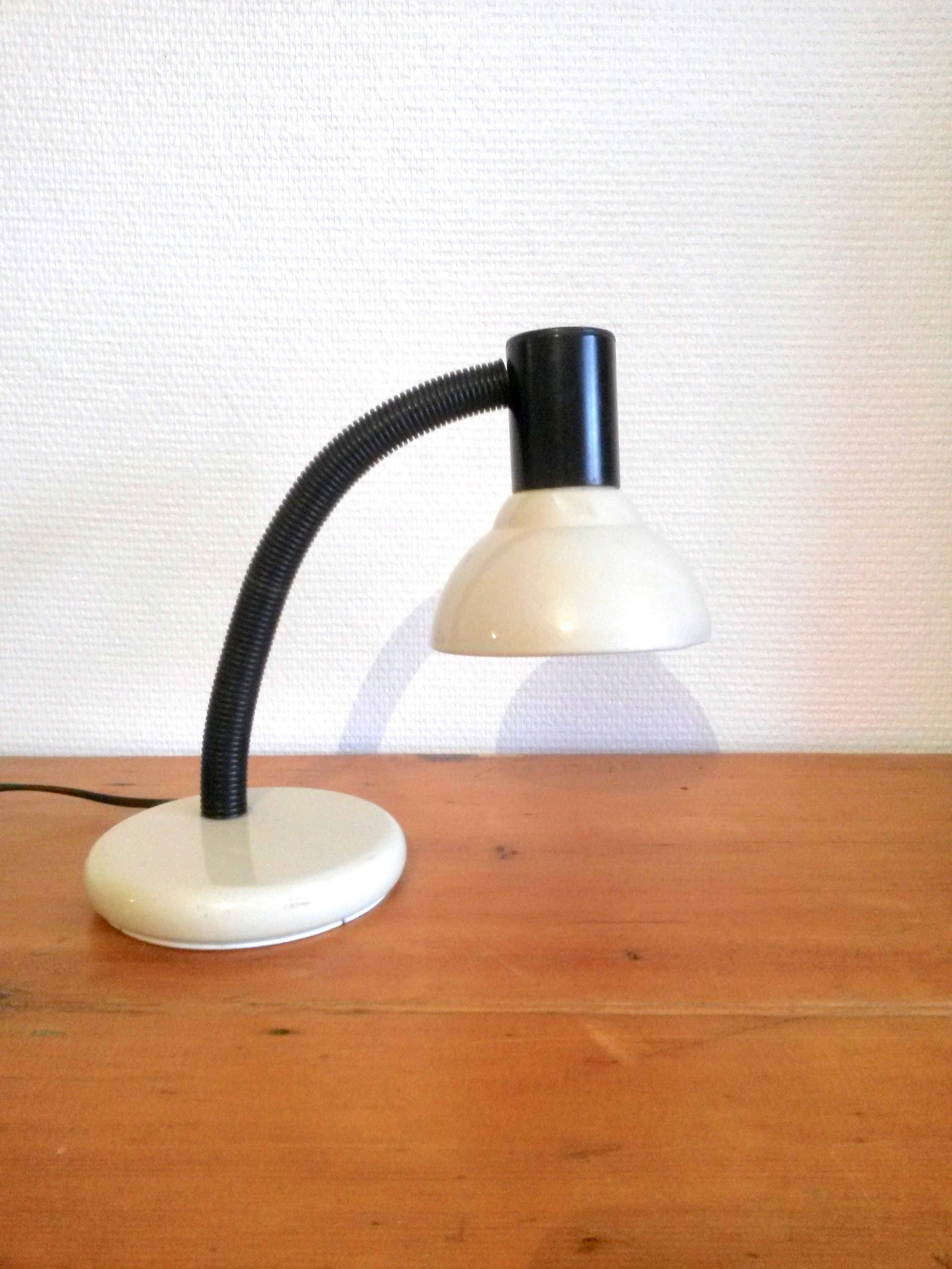 Beige Noir Gooseneck Desk Light - Petite Lampe de Table Col Cygne Lampe Flexible Des Années 1980 Lec