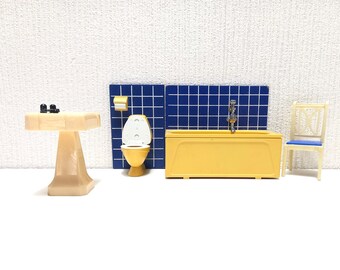 Dolls House Bathroom - Miniature Furniture Lot - Vintage Dollhouse Interiors - Miniature Toilet Sink Bath