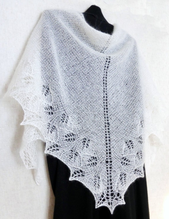 White knit shawl Lace shawl Hand knitted wedding boho scarf Mohair knit shawl Ivory bridal wrap Handknitted cover up Hand knitting
