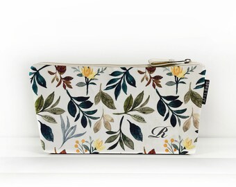Personalized floral letter makeup bag, CottageCore Pouch, Botanical Zipper Pouch, Cosmetic Bag, Back to School Case, Small Clutch Purse