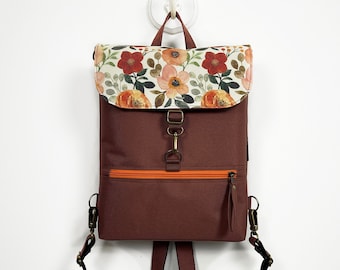 Zaino Cottagecore Rust Floral, borsa convertibile vegana da donna color terra, pacchetto laptop Nature per il rientro a scuola, borsa personalizzabile in 4 dimensioni