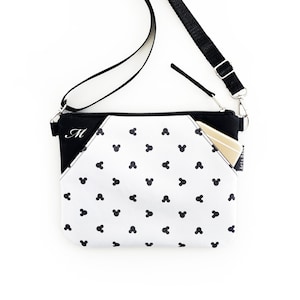 White Mickey Mouse Purse, Personalized Disney Crossbody Bag, Customizable Pouch, Small Clutch Purse, Zipper Coin Purse, Flat Zipper Pouch
