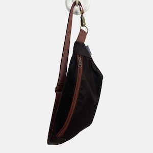 Waxed Canvas Sling Bag, Unisex Cross Body Bag, Minimalist Fanny Pack, Chest Travel bag, Waxed Canvas Belt Bag, Chest Bag, Orlando Travel Bag