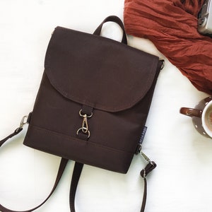 Anpassbarer Mini-Rucksack, kleine wasserdichte Tasche, Frauen CrossBody Bag, minimalistischer Rucksack, personalisierter Rucksack, Rucksack in mehreren Farben