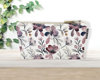 Floral Make Up Bag, Women Travel Pouch, Meadow floral Purse, Cottagecore Women Purse, Bridesmaid Gift, Gift for Wife, Gift for Mom