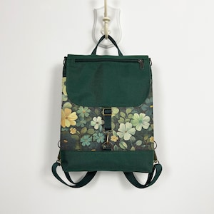 Mochila verde azulado estilo cottagecore para mujer, bolso cruzado botánico, bolso bohemio personalizado, bolso con flores de prado, regalo de cumpleaños, regalo para el Día de la Madre