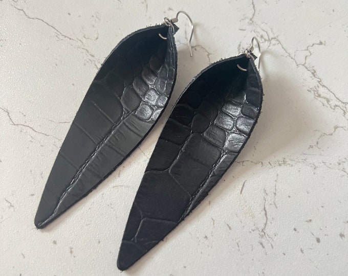 Leather Earrings Black Embossed Croc Petal Leaf Teardrop Fashion Statement Earrings 3 1/2" Boho
