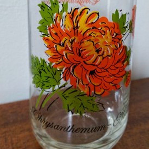 Vintage November Chrysanthemum Birthday Glass Tumbler