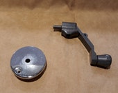 Singer hand crank for Featherweight Machines 221 222