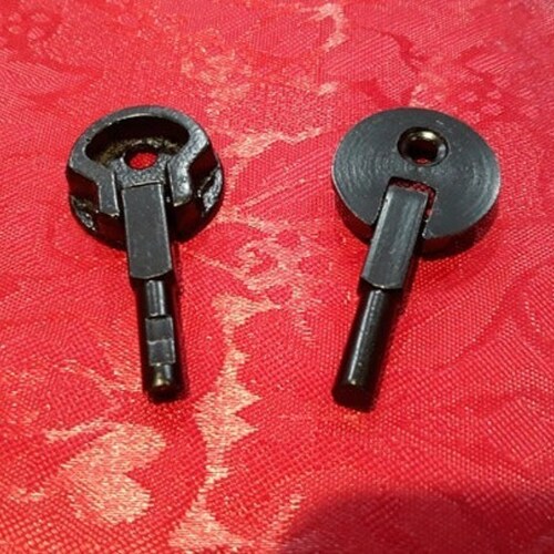 Vintage Sewing Machine Head Pin 1 Hole Hinge Etsy