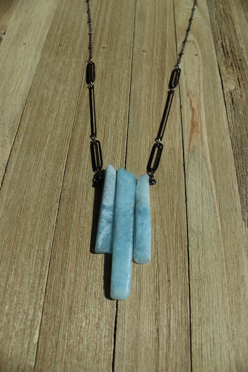 Raw aquamarine stick bead pendant with gunmetal geometric shapes on long gunmetal chain image 4
