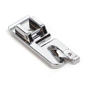 Pé de bainha estreita enrolada 1/8&quot; (3mm) Singer, Brother, Babylock, Euro-Pro, Janome, Kenmore, White, Juki, New Home e muito mais