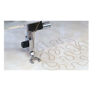 Viking Husqvarna Open Toe Stippling Foot (Floating) Item #: 412801045 Not for Opal 670 and 650