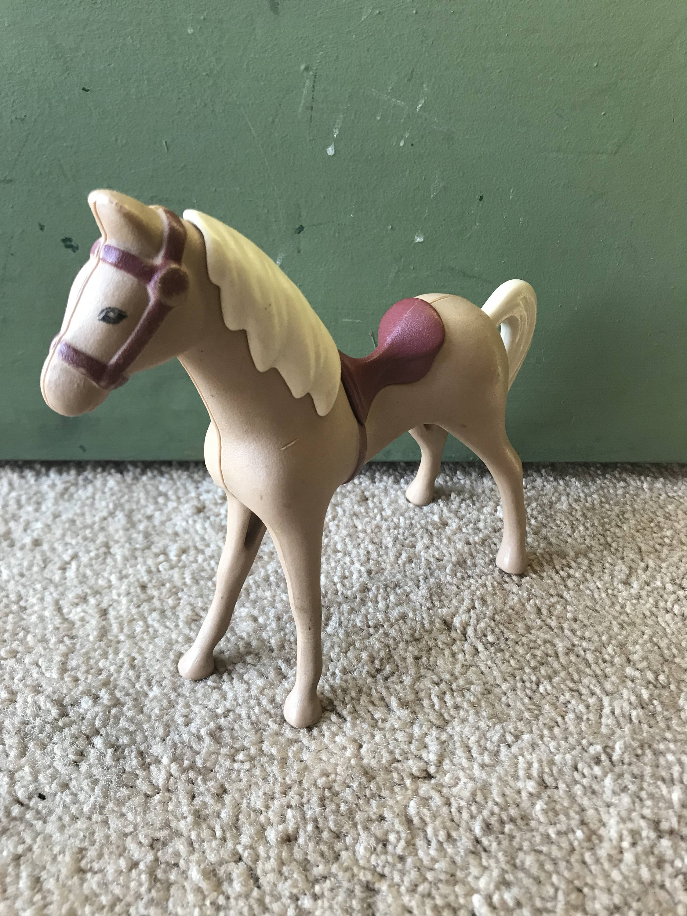 it's a toy horse