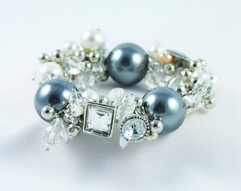 Perl  Bracelet,  Bridal Jewelry,  Stretch Bracelet,  Wedding Jewelry,  Gray Pearl Bracelet,  Gift For Her,  Gift For Mom,  Holiday Gift