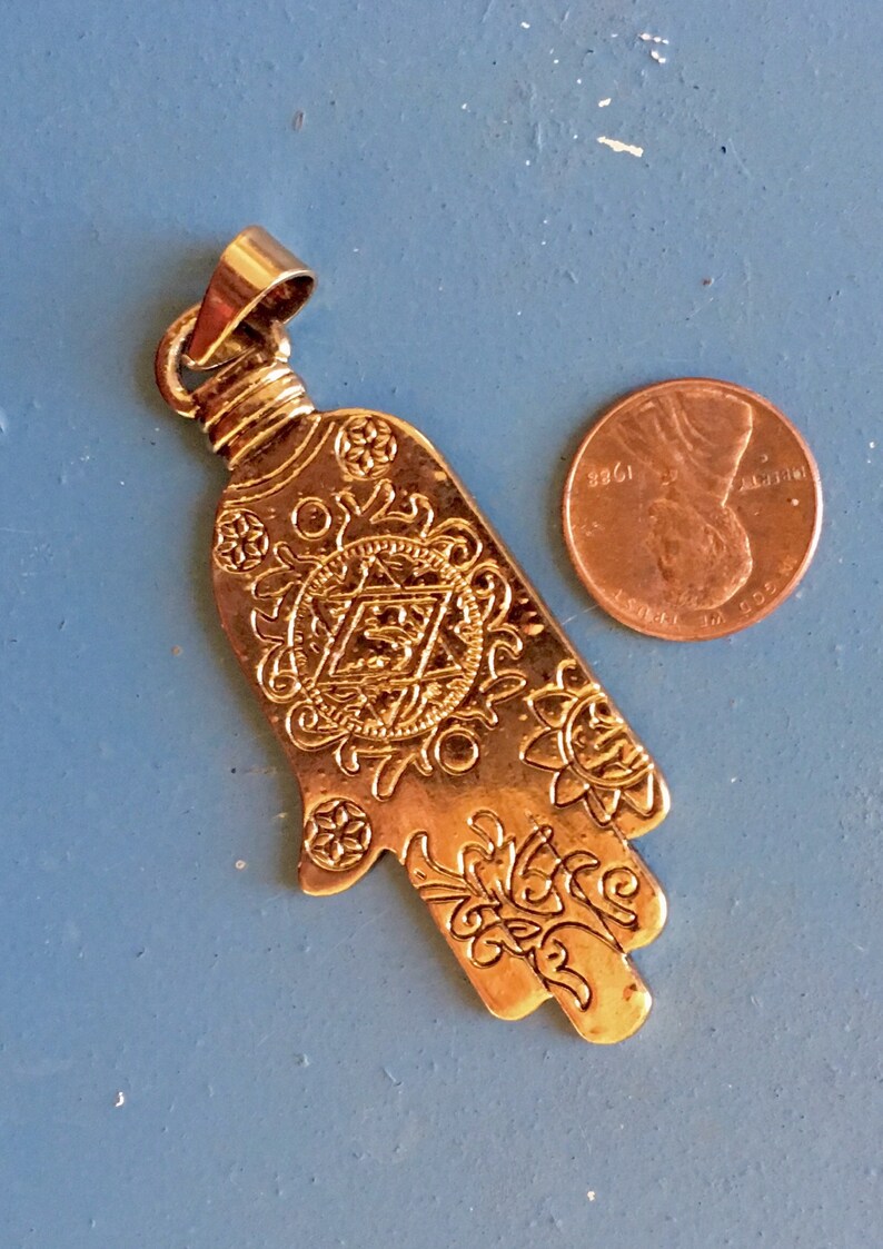 Hamsa Fatima Luck Engraved Hand Goldtone Pendant W Star Boho Ethnic Tribal Double-Sided Bold Gypsy Protection Cast Jewelry Pendant Supplies