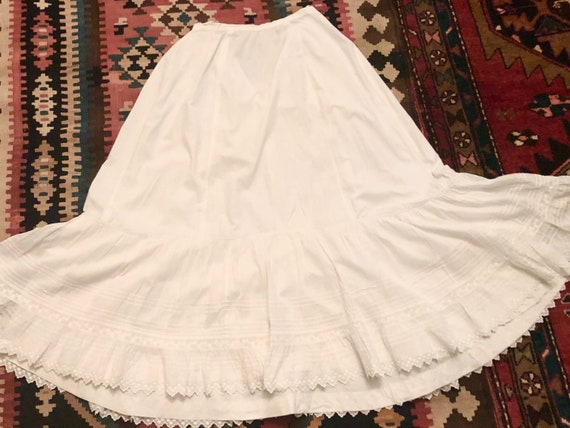 Antique Victorian Petticoat Slight Bustle Petticoa