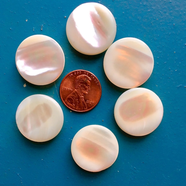 10 Vintage Pearl Buttons Carved Mother of Pearl 1940's Full Moon 7/8" 22mm 34L Collectible Notions Antique MOP Self Shank Highly Pearlescent