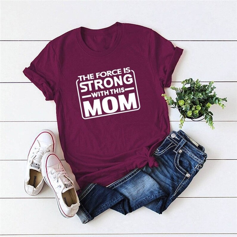 High Quality Girl Tee Lea Funny and Positive T-Shirt Feminist-Shirt For a Star Wars Lover