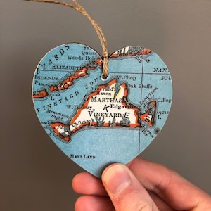 Martha&#39;s Vineyard Map Heart Ornament, Martha&#39;s Vineyard MA Ornament, Martha&#39;s Vineyard Massachusetts Gift, Oak Bluffs, Graduation gift