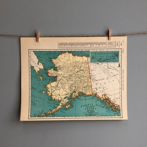 carte vintage de l’Alaska et du Wyoming, alaska map wall art, wyoming map gift, alaska state map, vintage map wall art, vintage map gift