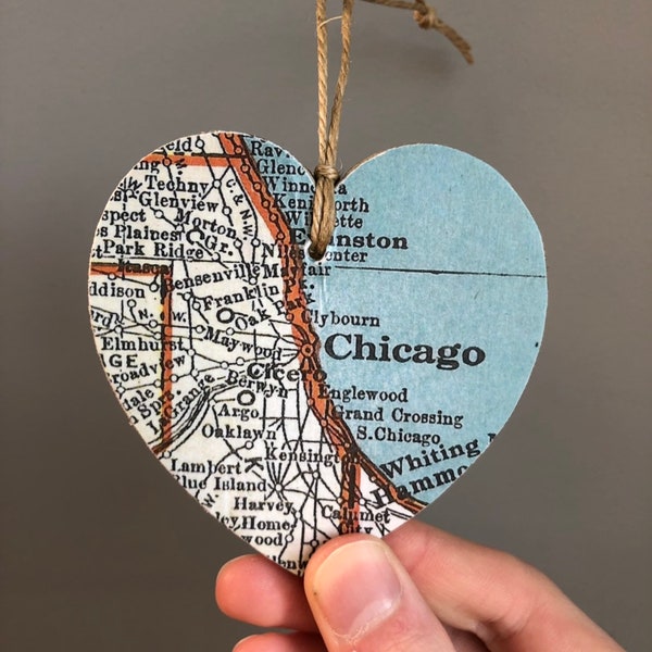 Chicago Map Heart Ornament, Chicago IL Ornament, Chicago Illinois Gift, Northwestern University, University of Chicago, Graduation gift
