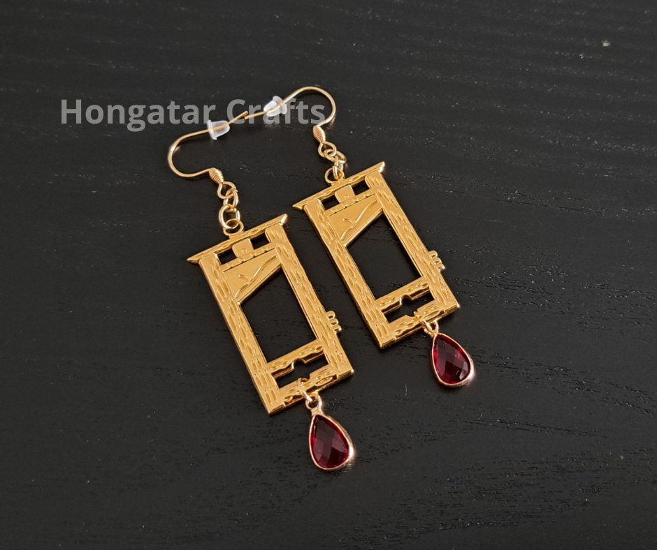 Orecchini A Goccia Smaltati Di Bianco In Oro Rosa 18k Con Diamanti | GV