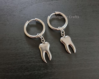 Pendientes de dientes con aros / Huggies