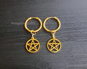 Pendientes de aro con pentagrama en tono dorado, acero inoxidable.