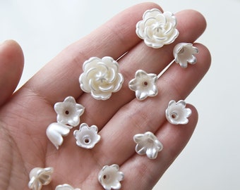 18mm/12mm/11mm Plastic Flowers, Craft Supplies, For Doll / Human Clothes Embellishments, Sew-on Faux Flowers