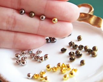 Mini boutons à tige ronde en métal de 4 mm, en 4 couleurs, boutons pour vêtements de poupée, parfaits pour les vêtements de poupée tendance 30 cm