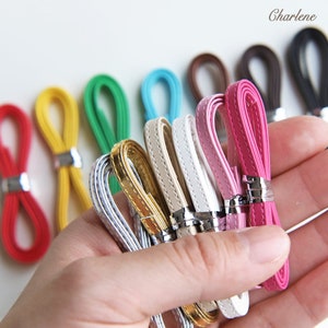 Cinghie in pelle da 5 mm/0,2" con filo da cucito, in 13 colori, cintura per bambola, forniture per cucito per bambole, pretagliate a 46 cm/18"