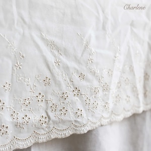 19.5cm/7.7 Very Delicate Ivory Cotton Lace With Flower Embroidery, Embroidery Lace Fabric, Sewing Craft Supplies, Sold by the Yard zdjęcie 6