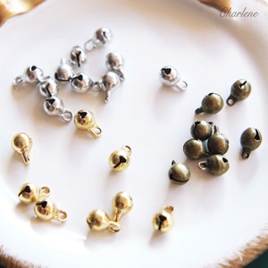 Petites breloques grelots en cuivre de 5 mm/0,2 po., couleur or, argent et bronze, parfaites pour les bijoux/vêtements de poupée/fabrication d'ours image 6