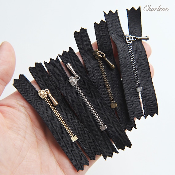 4cm/1.6 Super Tiny Closed End Zippers Perfect for Doll Bags, Black Tape and  Metal Teeth, Micro Mini Zippers, Doll Sewing Craft Supplies 