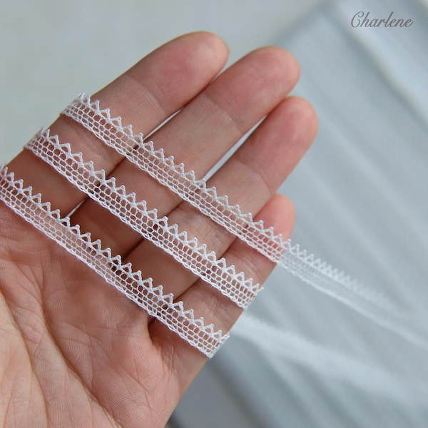 Adorno de encaje blanco de algodón pequeño y delicado de 6 mm/0,24", perfecto para proyectos de costura de muñecas, suministros de artesanía de costura, vendido cortado a medida