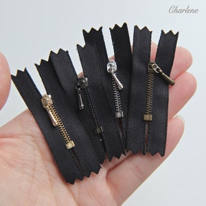 "3cm / 1,2 ""kleine geschlossene Reißverschlüsse mit geschlossenem Ende, perfekt für Puppentaschen, schwarzes Klebeband und Metallzähne, Mikro-Mini-Reißverschlüsse, Puppennähzubehör."