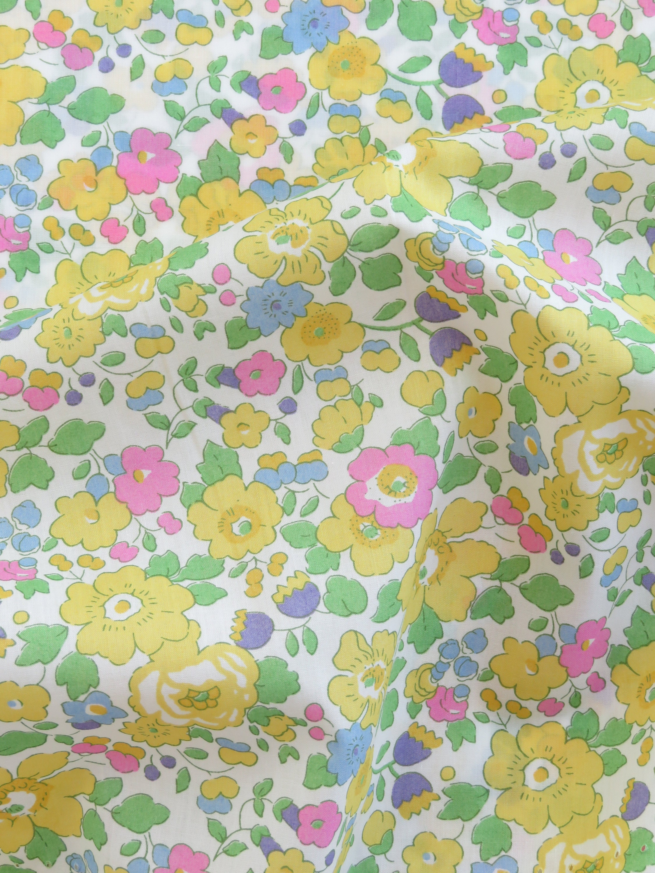 Liberty Fabrics Organic Tana Lawn® Betsy Colorway A - Etsy