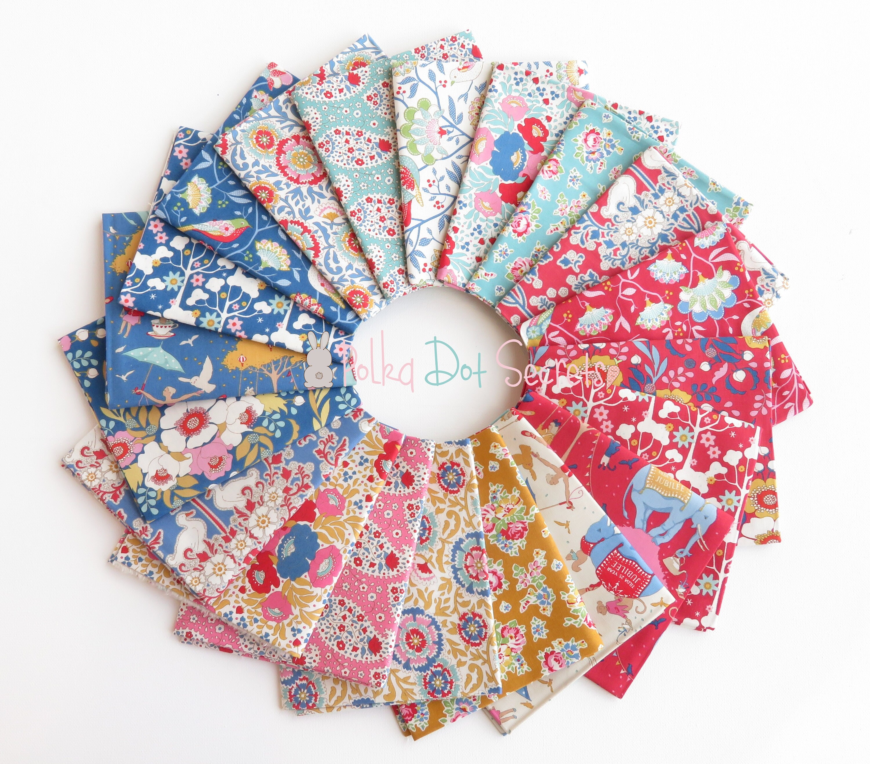 『⌘ Porte-Bonheur ⌘』LIBERTY:フラワーパワー フラワー・パワー 11号帆布｜リバティ Liberty 公式オンライン