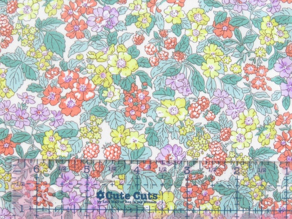 Liberty Fabrics Tana Lawn® - Hedgerow Ramble - Colorway B