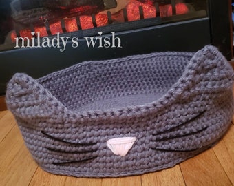 Kitty Cat Napper Basket, crochet cat bed, washable! Includes free cat toy and free shipping!