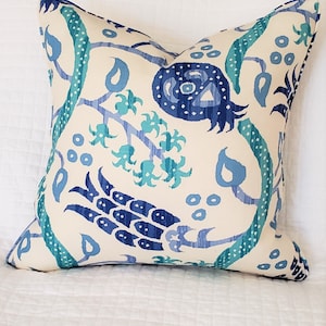 SALE! Brunschwig and Fils Pillow Cover, Linen Pillow, Blue and White Pillow, French Country, Hampton&#39;s Style, Pillow Cover, Chinoiserie
