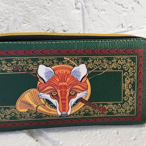 Fox Wallet: Custom Equestrian Leather Design, Ladies Cardholder