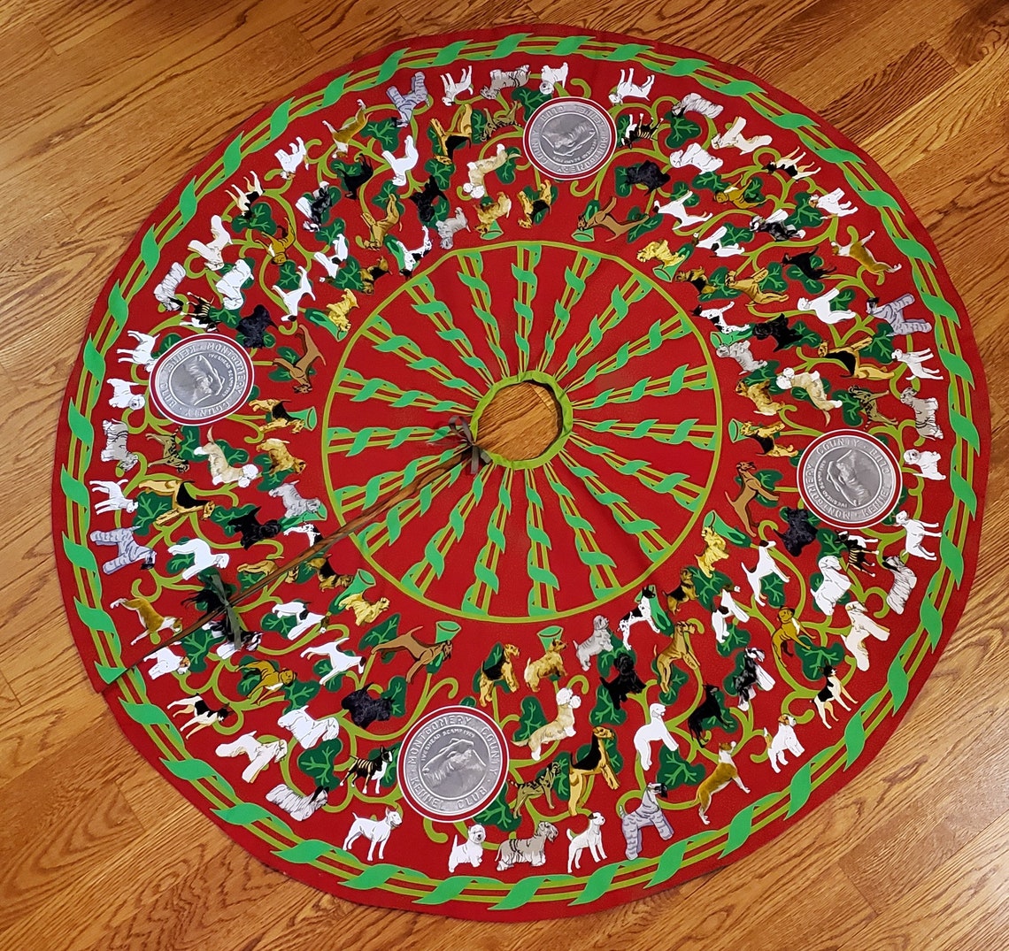 Dog Tree Skirt 