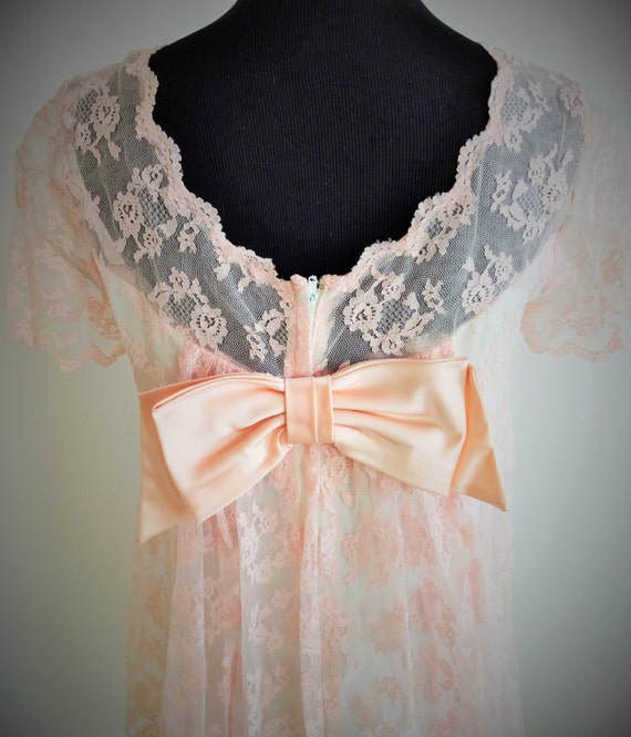 Dress #238 ~ 1960's Pink Lace Over White Linen Sh… - image 4