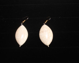 Oval earrings, calcite jewelry, earrings, handmade jewelry, artisan jewelry, white earrings, large pendent earrings, bridal jewelry