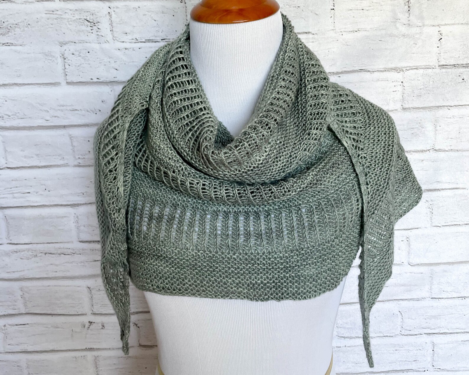 Crescent Shawl Pattern // Knitting Pattern // Knit Shawl Etsy